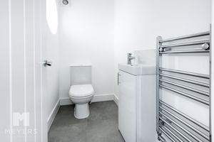 Photo 25- click for photo gallery